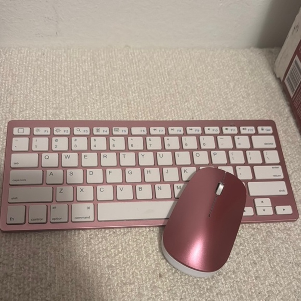 Pink Wireless Keyboard and Mouse Set